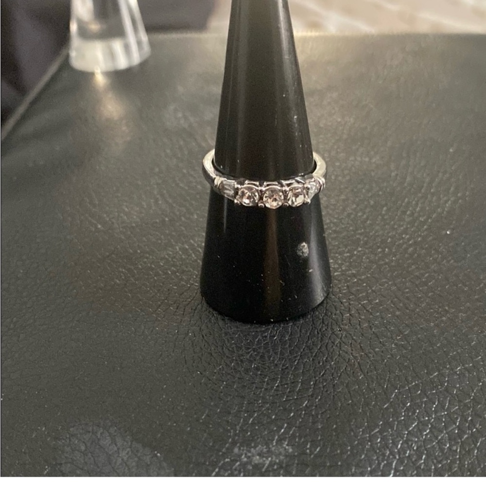 Elegant 935 silver ring with 3ct round, size 8  with 925 silver earrings set.